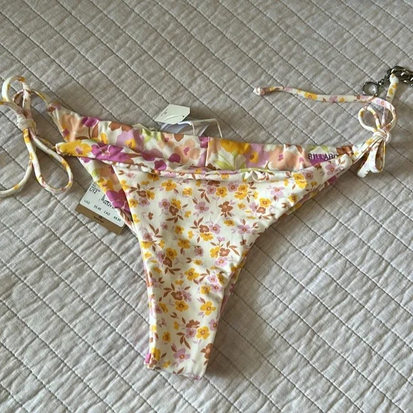 NWT Billabong Sungazers Reversible boho cottage floral tie Bikini Bottoms L​ - Picture 8 of 10